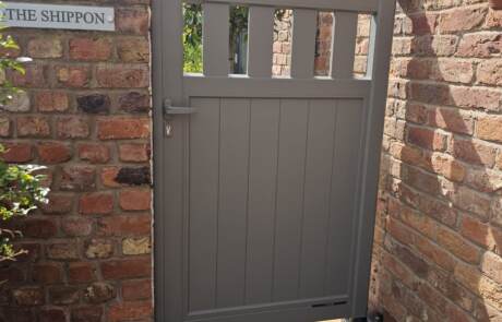 Quartz Grey Side Gate