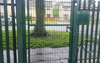 TURNSTILES & PEDESTRIAN GATES 13 Green Mesh Pedestrian gate with automatic gate closer