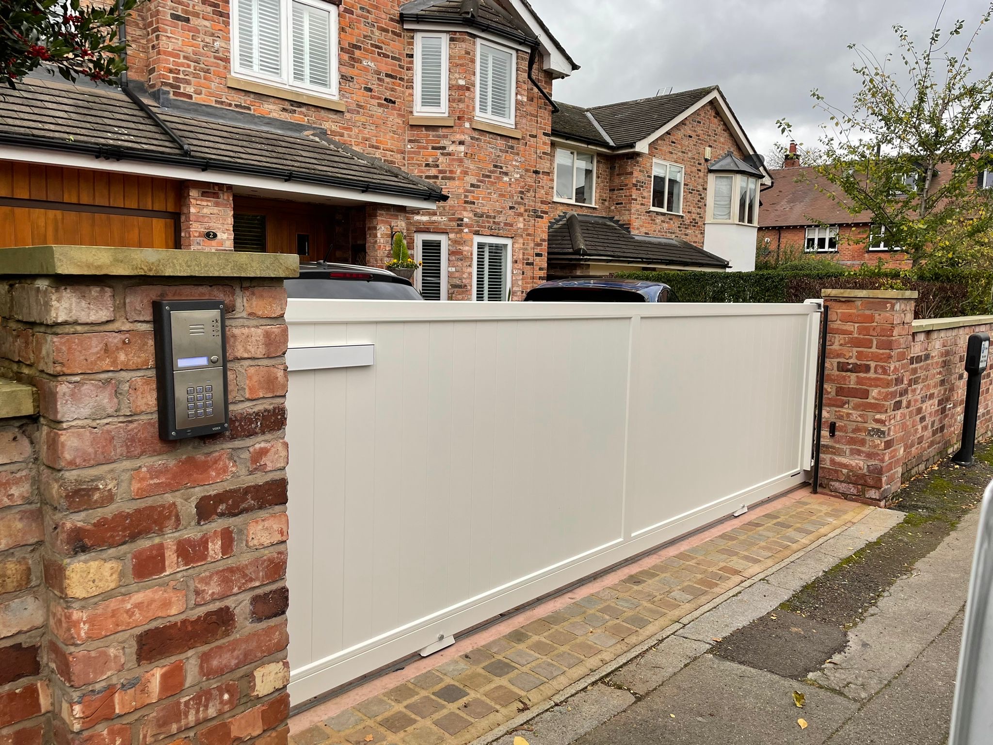 White Aluminium Sliding Gate