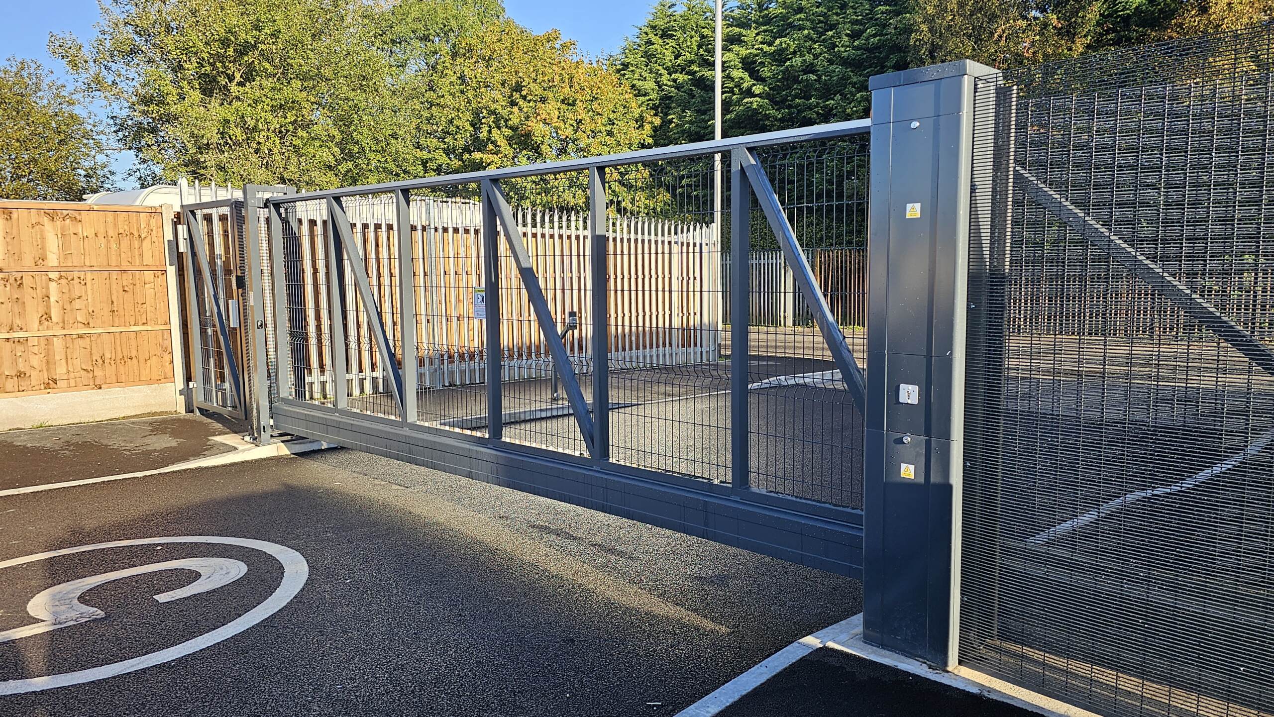 D - Commercial Cantilever Gate