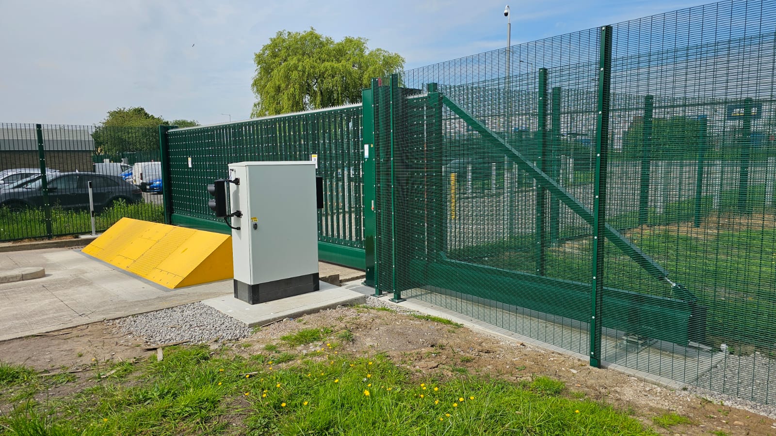 J - SR2 Sliding Gates & Road Blocker